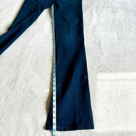 Joe’s Jeans Women’s Clover Bootcut Jeans - Picture 14 of 14